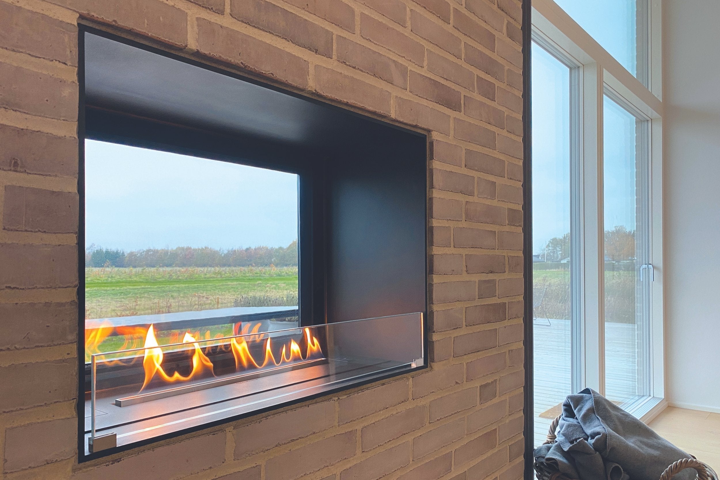 Get Your Bioethanol Fireplace Winter-Ready – Here is Why You Should Use It All Year Round
